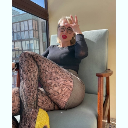    �  ��  ��������, � �� ����������